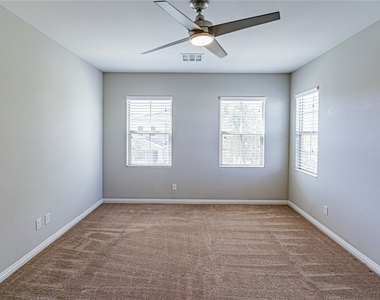 8538 Helvetia Lane - Photo Thumbnail 27