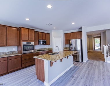 8538 Helvetia Lane - Photo Thumbnail 13