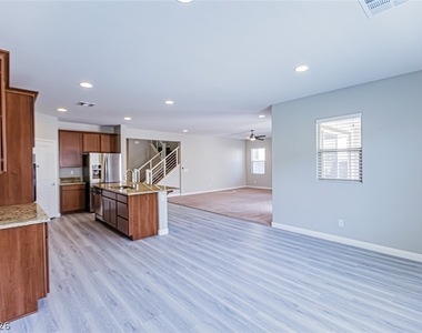 8538 Helvetia Lane - Photo Thumbnail 16