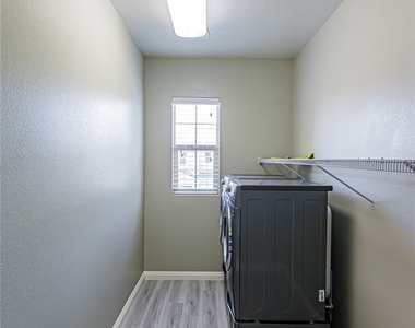 8538 Helvetia Lane - Photo Thumbnail 30