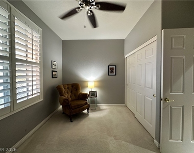 1211 Martini Drive - Photo Thumbnail 8