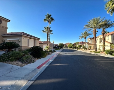 1211 Martini Drive - Photo Thumbnail 40
