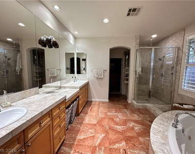 1211 Martini Drive - Photo Thumbnail 22