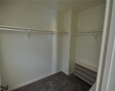 3041 Lake Como Avenue - Photo Thumbnail 25