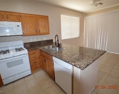 10656 Primrose Arbor Avenue - Photo Thumbnail 5