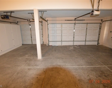 10656 Primrose Arbor Avenue - Photo Thumbnail 16