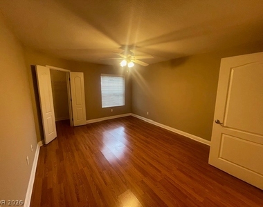 5055 W Hacienda Avenue - Photo Thumbnail 9