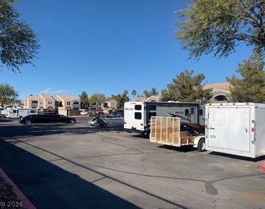 5055 W Hacienda Avenue - Photo Thumbnail 12