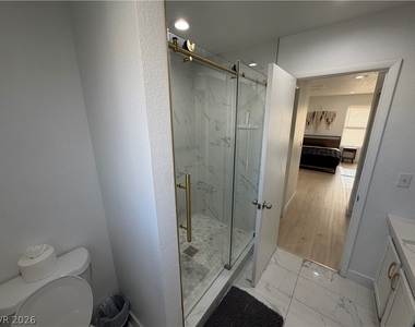 3004 Ocean View Drive - Photo Thumbnail 10