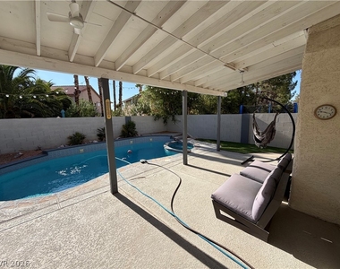 3004 Ocean View Drive - Photo Thumbnail 15