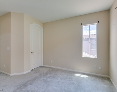 11230 Corsica Mist Avenue - Photo Thumbnail 39