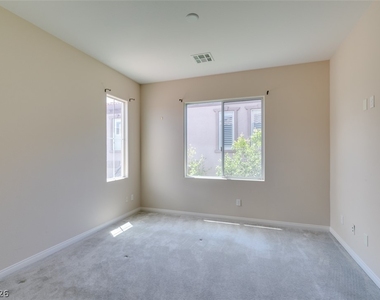 11230 Corsica Mist Avenue - Photo Thumbnail 38