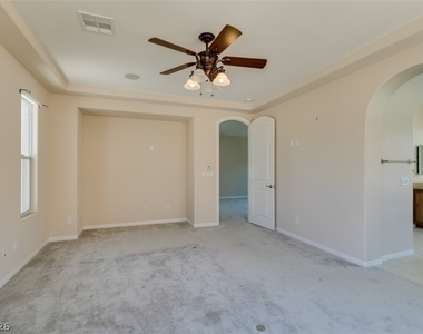 11230 Corsica Mist Avenue - Photo Thumbnail 45
