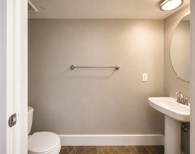 9050 W Tropicana Avenue - Photo Thumbnail 16