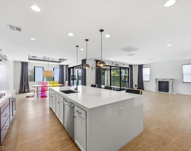 9239 Beltana Court - Photo Thumbnail 3