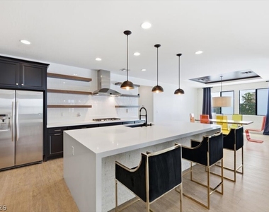 9239 Beltana Court - Photo Thumbnail 4