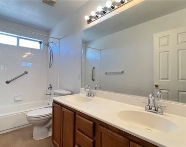 10645 Brianhurst - Photo Thumbnail 24