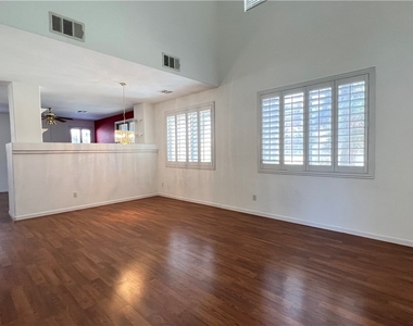 10645 Brianhurst - Photo Thumbnail 2