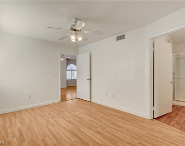 7950 W Flamingo Road - Photo Thumbnail 15