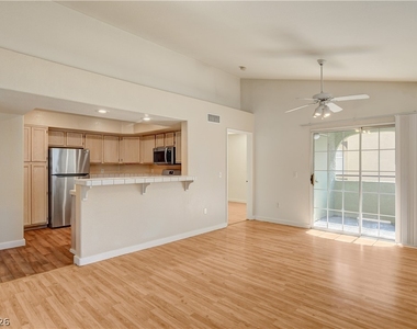 7950 W Flamingo Road - Photo Thumbnail 8