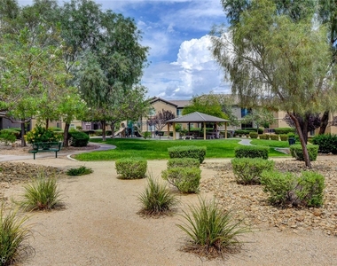 6868 Sky Pointe Drive - Photo Thumbnail 37