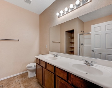 6868 Sky Pointe Drive - Photo Thumbnail 20