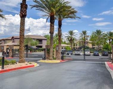6868 Sky Pointe Drive - Photo Thumbnail 38
