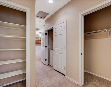 6868 Sky Pointe Drive - Photo Thumbnail 24