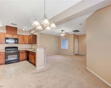 6868 Sky Pointe Drive - Photo Thumbnail 7
