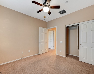 6868 Sky Pointe Drive - Photo Thumbnail 30