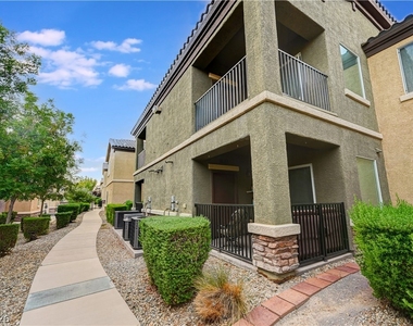 6868 Sky Pointe Drive - Photo Thumbnail 31