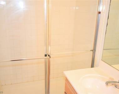 3320 S Fort Apache Road - Photo Thumbnail 13