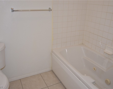 3320 S Fort Apache Road - Photo Thumbnail 10