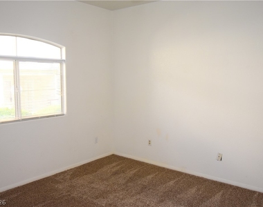 3320 S Fort Apache Road - Photo Thumbnail 8
