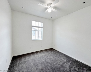 663 Foam Flower Lane - Photo Thumbnail 15