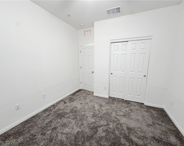 663 Foam Flower Lane - Photo Thumbnail 18