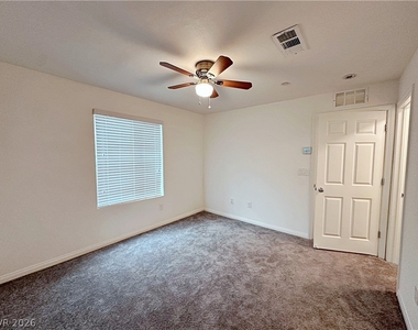 663 Foam Flower Lane - Photo Thumbnail 3