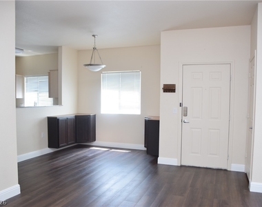 5250 S Rainbow Boulevard - Photo Thumbnail 5
