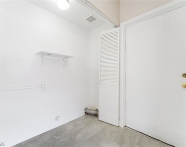 6536 Sterling Springs Parkway - Photo Thumbnail 26