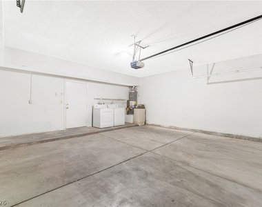 6536 Sterling Springs Parkway - Photo Thumbnail 27