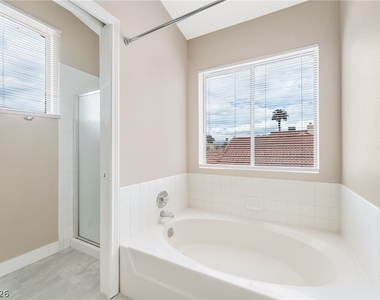 6536 Sterling Springs Parkway - Photo Thumbnail 18