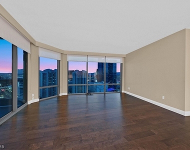 222 E Karen Avenue - Photo Thumbnail 10