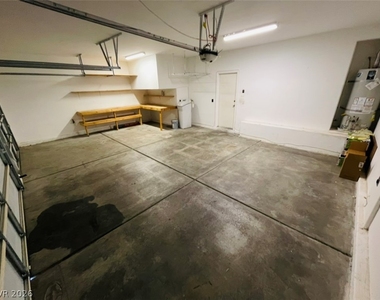 2722 La Porte Court - Photo Thumbnail 2