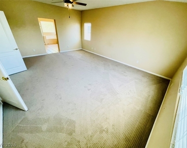 2722 La Porte Court - Photo Thumbnail 6