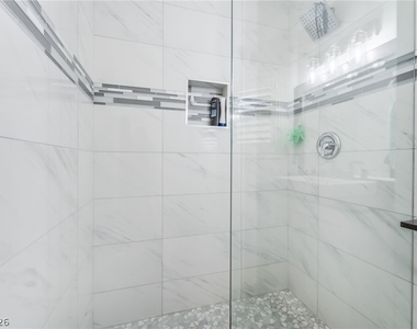 3404 Wexford Lane - Photo Thumbnail 19