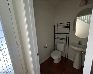 10646 Allegrini Drive - Photo Thumbnail 6