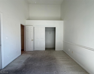 900 Heavenly Hills Court - Photo Thumbnail 33