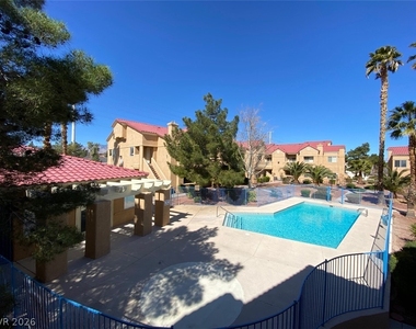 900 Heavenly Hills Court - Photo Thumbnail 48