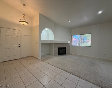 900 Heavenly Hills Court - Photo Thumbnail 3