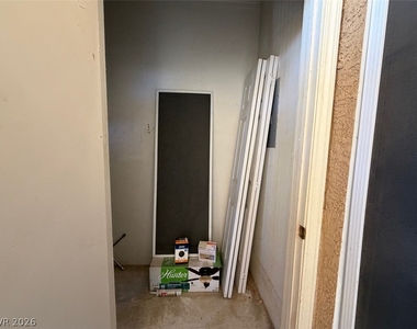900 Heavenly Hills Court - Photo Thumbnail 45